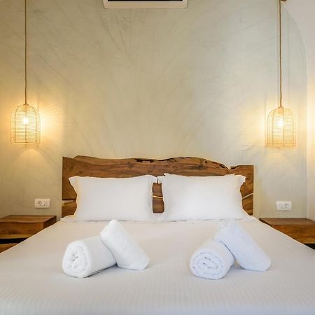 Anila Suites Fira (Santorini) Exterior foto